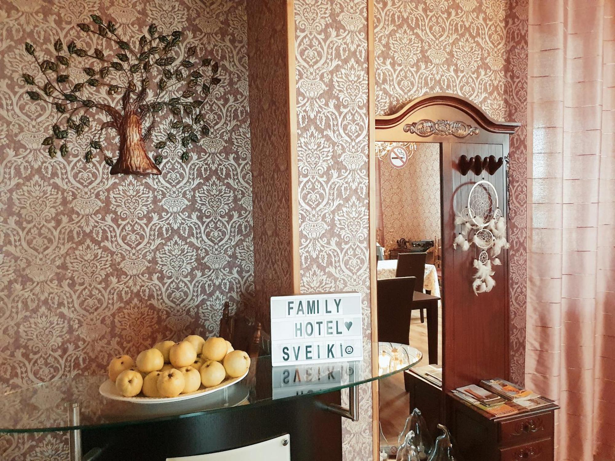 Family Hotel Daugavpils Extérieur photo