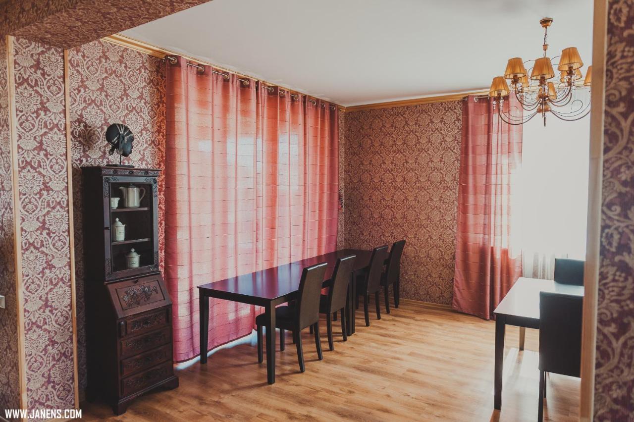 Family Hotel Daugavpils Extérieur photo